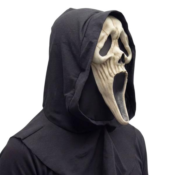 Heldekkende Maske Ghostface Mannen med Ljåen