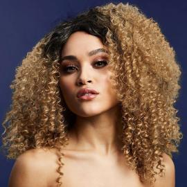 Fever Lizzo Krøllete Parykk Caramel