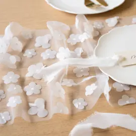 Bordløper Blomster Hvit