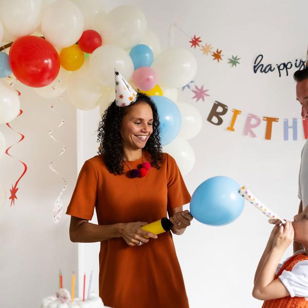 Happy Birthday Bokstav-girlander med Stjerner