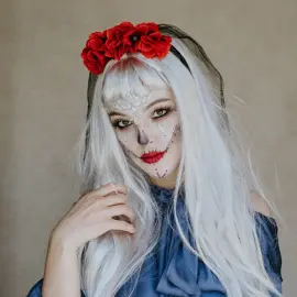 H&aring;rb&oslash;yle Svart Sl&oslash;r og R&oslash;de Roser