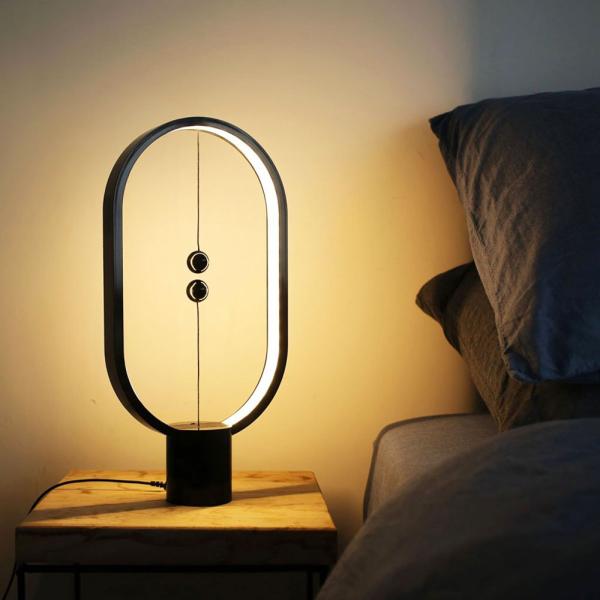 Balance Lamp Stående Svart