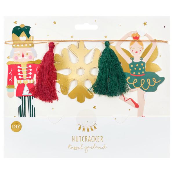 Girlander Nutcracker DIY