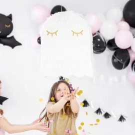 Sp&oslash;kelse Pinata