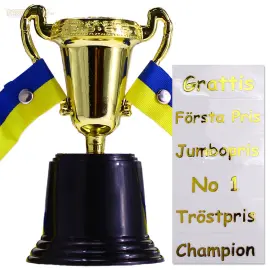 Svensk Studentfeiring Pokal med B&aring;nd