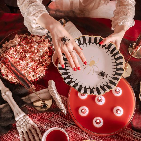 Papptallerkener Gyldne Edderkopper 6-pakning