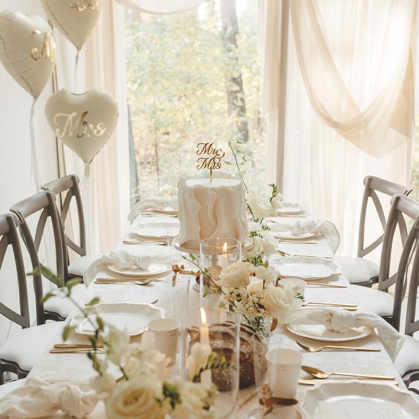 Mr & Mrs Cake Topper Gull