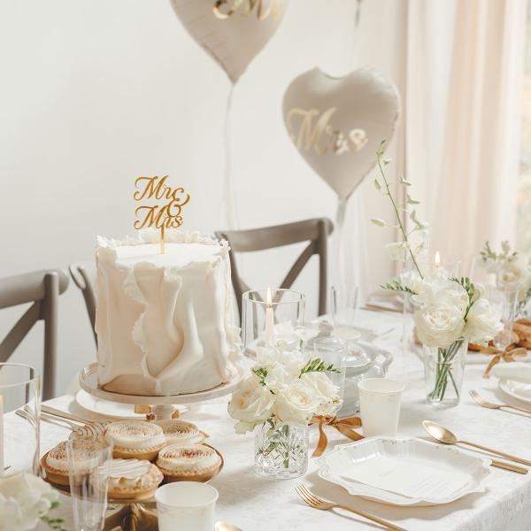 Mr & Mrs Cake Topper Gull