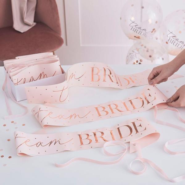 Team Bride Sash Pastell Lyserosa